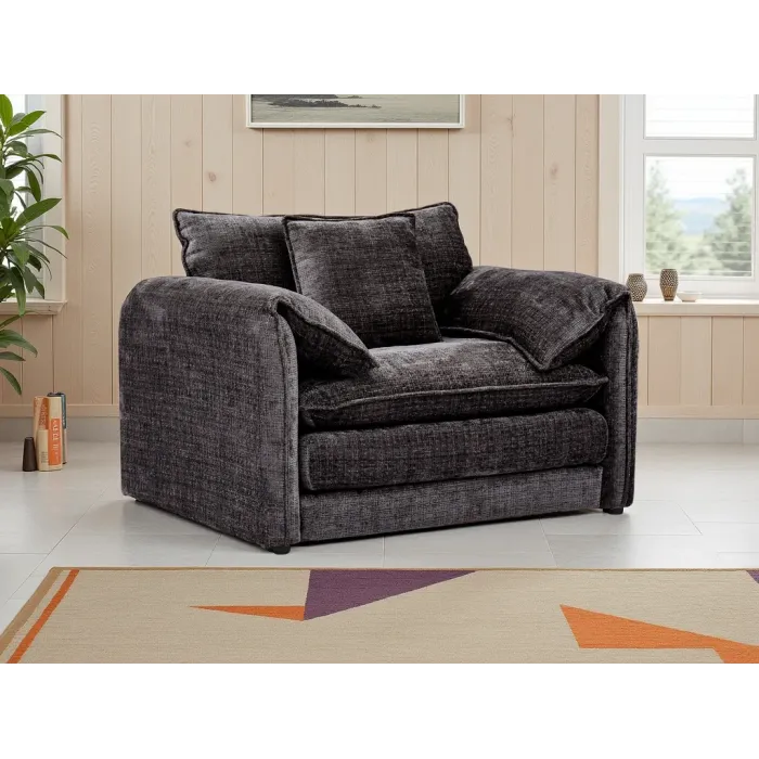 Solaya Lounge Chair