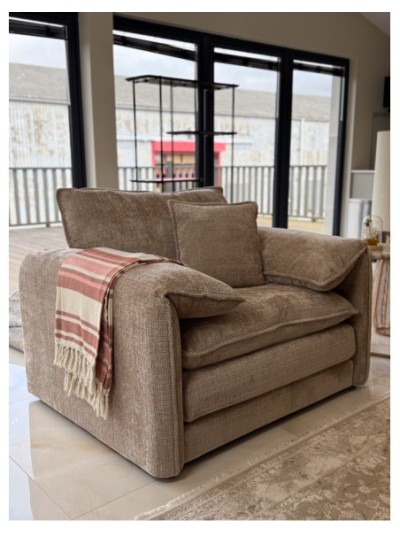 Thurlestone Heritage Sofa | MODA Britain